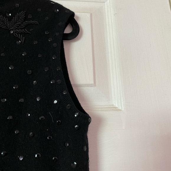 Vintage 1960’s Beaded Sequin Sweater Black Sleeveless Lambswool - Picture 3 of 8